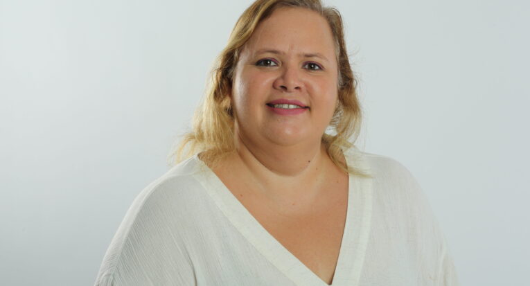 Profª Dra. Andrea Rosane
