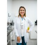 Introdução alimentar é etapa importante no desenvolvimento do bebê, mas ainda é alvo de mitos